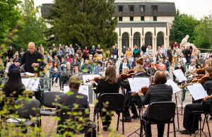 Симфониета – Шумен закрива сезона с концерт на открито