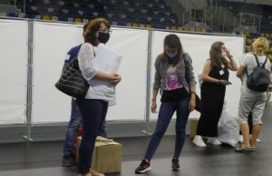 При 14 преброени секции води „Има такъв народ“