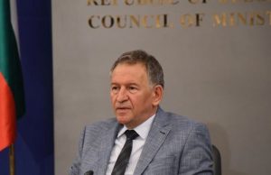 При нова вълна на COVID-19: Градините ще приемат деца само на ваксинирани родители