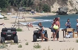 Коментарът: Шуменци с АТВ-та на защитен плаж дадоха повод да бъдат наречени „сган“