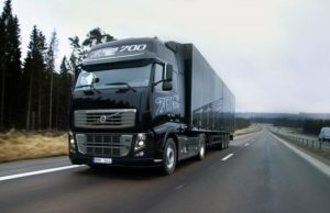 Днес и утре се ограничава движението на камиони към София на „Хемус“