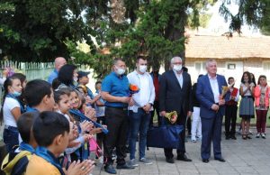 Първокласниците в Никола Козлево получиха ученически пособия от кмета Ешреф Реджеб