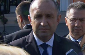 Президентът Радев: Крайно време е Борисов да спре да използва ГЕРБ като щит, а да се кандидатира за президент!