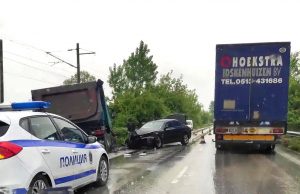 Катастрофа с кортежа на президента Радев! (снимки)