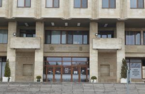 Насрочиха първите заседания на новоизбраните общински съвети в областта