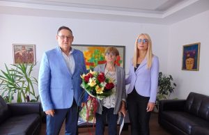 Признание за Бета Хараланова