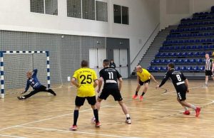 Хандбалният „Локомотив” спря победната серия на „Шумен 61”