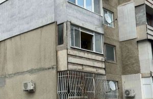 Спасиха съпрузи и две кучета от горящ апартамент