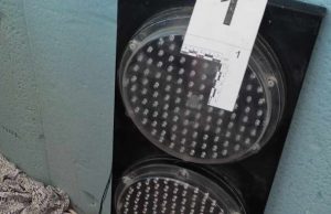Откриха открадната преносима светофарна уредба в автосервиз