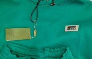 Иззеха дрехи ментета от магазин в Нови пазар