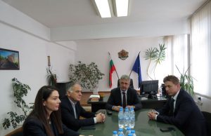 Областният управител и заместник-министъра на икономиката обсъдиха развитието на Индустриалния парк