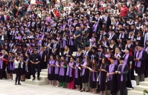 Випуск 2023 на Шуменския университет получи дипломите си