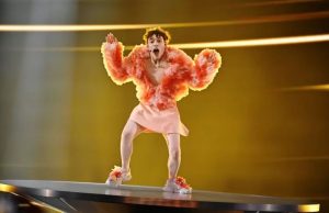 Легион му е името…