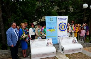 Пейки – книги дари Дамският клуб на Шумен (снимки)