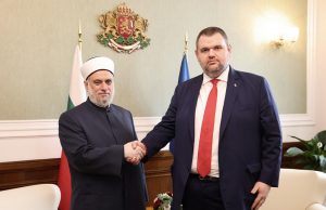 Главният мюфтия към лидера на ДПС: „Браво“ за изборните резултати! Пеевски: Ангажирани сме с проблемите на мюсюлманите в България!