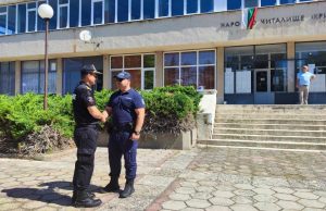 Шефът на полицията на обход в областта