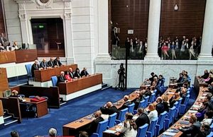 Силви Кирилов удари звънеца на 50-ото НС, депутатите положиха клетва