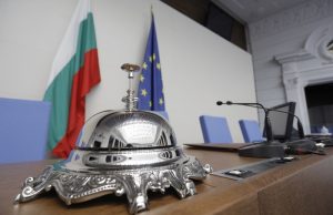 Депутатите положиха клетва, но не успяха да изберат председател на НС