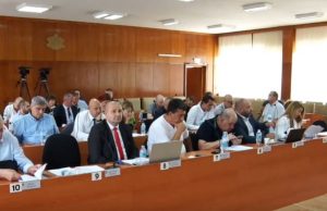 Съветниците не се отказаха от заплатите си