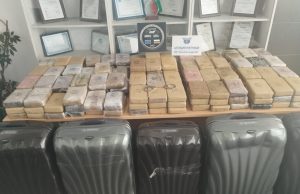 (Видео): Спипаха над 205 кг кокаин в кола с чужди дипломати, шофьорът – българин