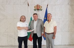 Кметът и синдикатите в общинската администрация подписаха Колективен трудов договор