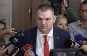 Пеевски: Ще направя много разкрития, хората ще получат цялата истина за всеки в държавата!