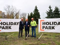 Направиха първа копка на разширението на „Холидей парк“