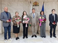 Връчиха отличия на наградени лекари