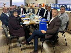 Призив към над 50 общини: Не вдигайте местните данъци и такси!