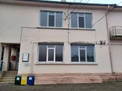 Санират и сградата на читалището в Белокопитово