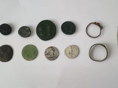 Иззеха антики и металотърсач от жилището на иманяр