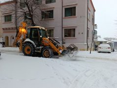 Почистването на сняг в Шумен продължава